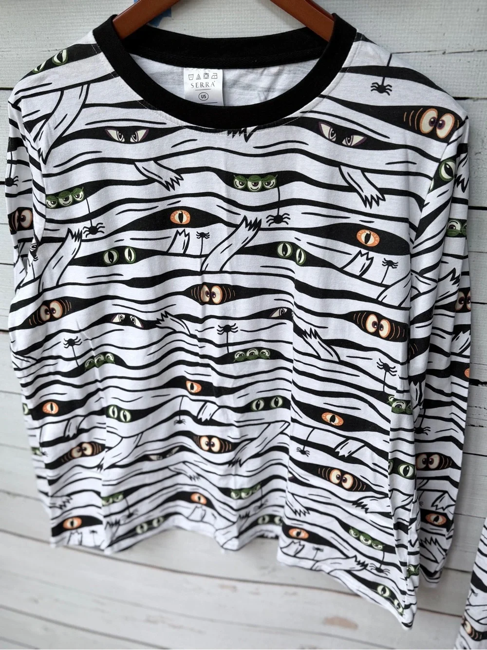 Serra White & Black Mummy Eye Long Sleeve Pajama Set with Green & Orange Eyes